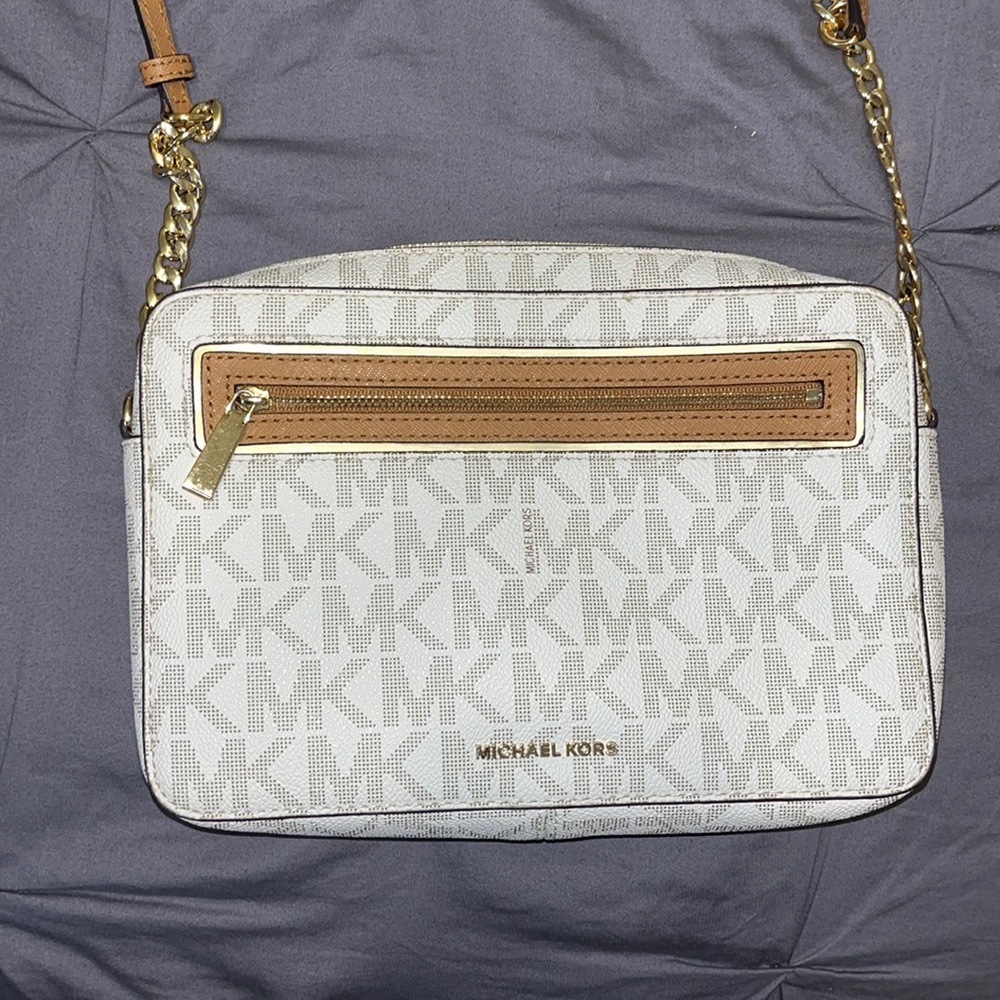 Micheal Kors white letter crossbody bag